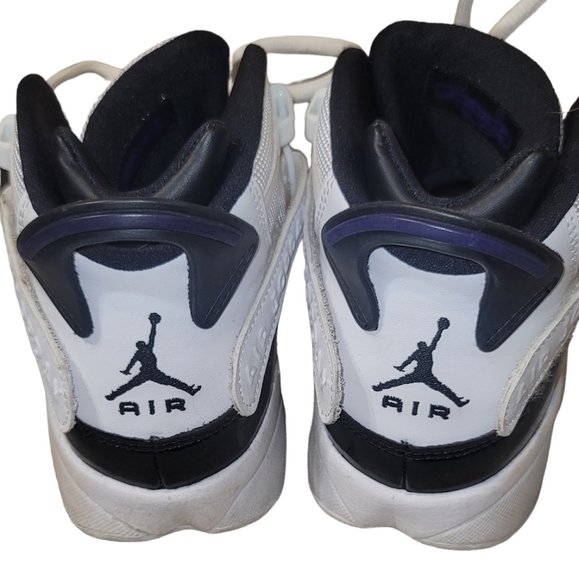 Air Jordan High Tops - Picture 2 of 7